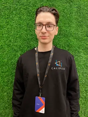 Али - руководитель производства солнцезащитных систем