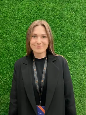 Анна - руководитель оптового отдела продаж