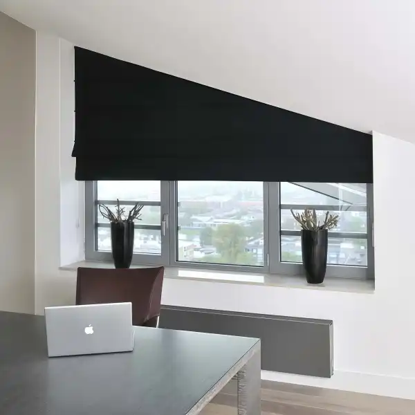 Угловая римская штора